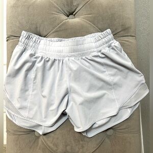 Women's Lululemon Periwinkle Gray Athletic Shorts Size 6 Tall